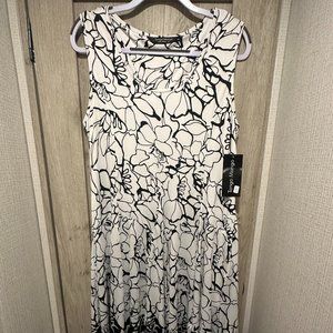 NWT Tango Mango Dress Size (L) Can Be Worn Two Ways